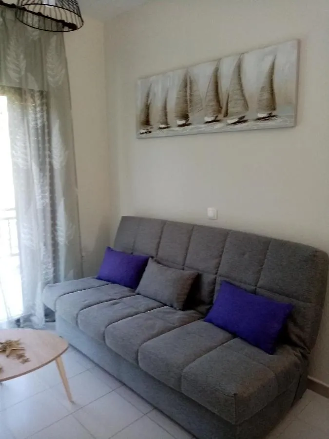 Deaspoina Apartments 依诺罗达