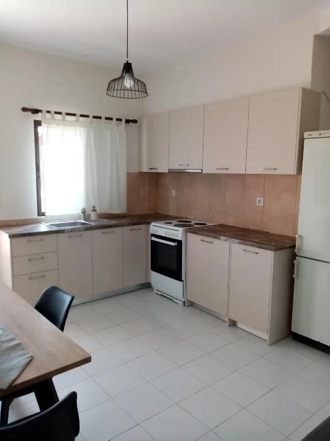 Deaspoina Apartments 依诺罗达