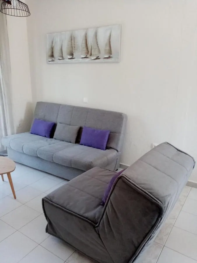 Deaspoina Apartments 依诺罗达